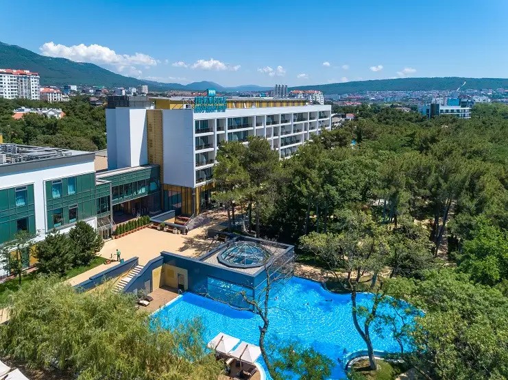 ПРИМОРЬЕ GRAND RESORT HOTEL