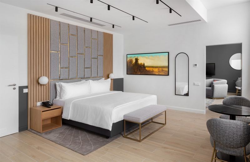 deluxe apartment 1-bedroom