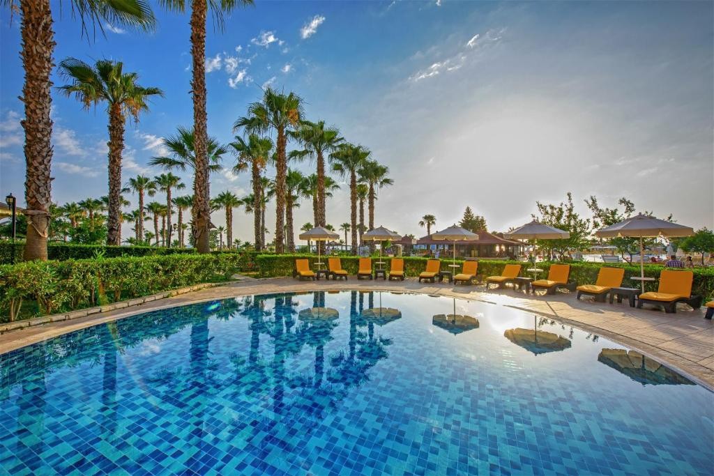 JUSTINIANO CLUB PARK CONTI