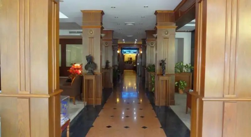 LA PARRANDA RESIDENCE & HOTEL