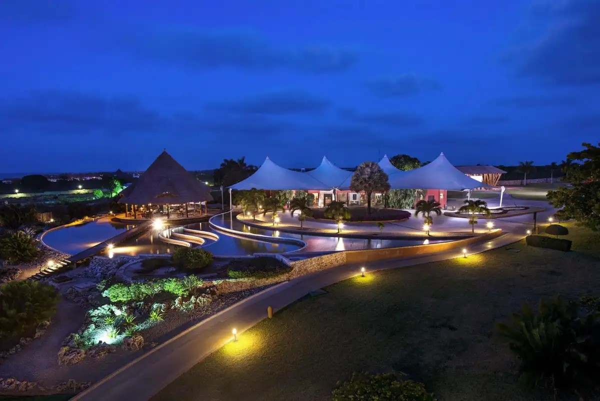 LA GEMMA DELL'EST RESORT