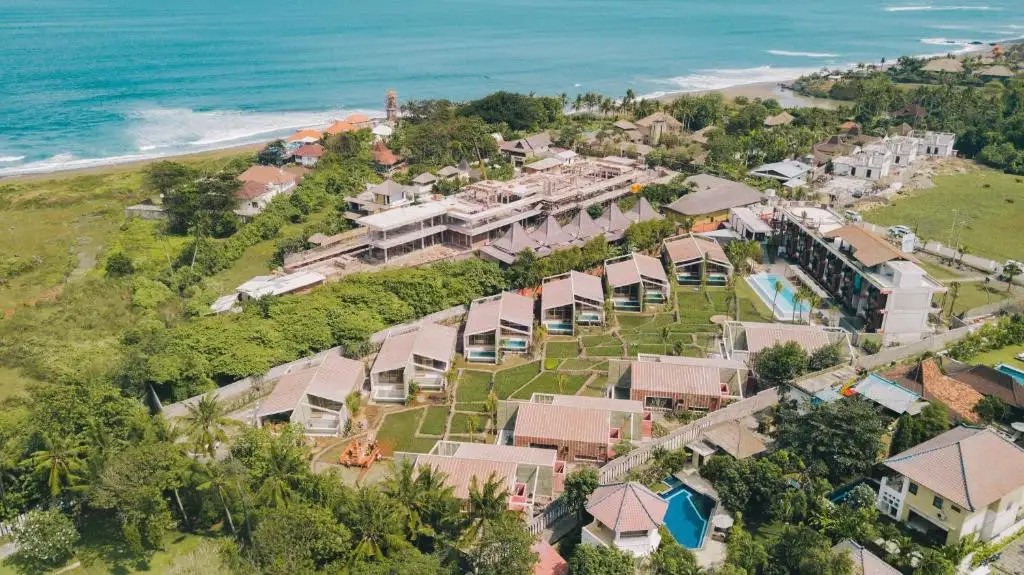 SHORE AMORA CANGGU