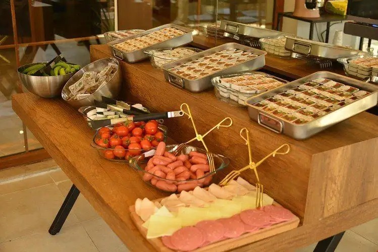 PURE DIAMOND HOTEL