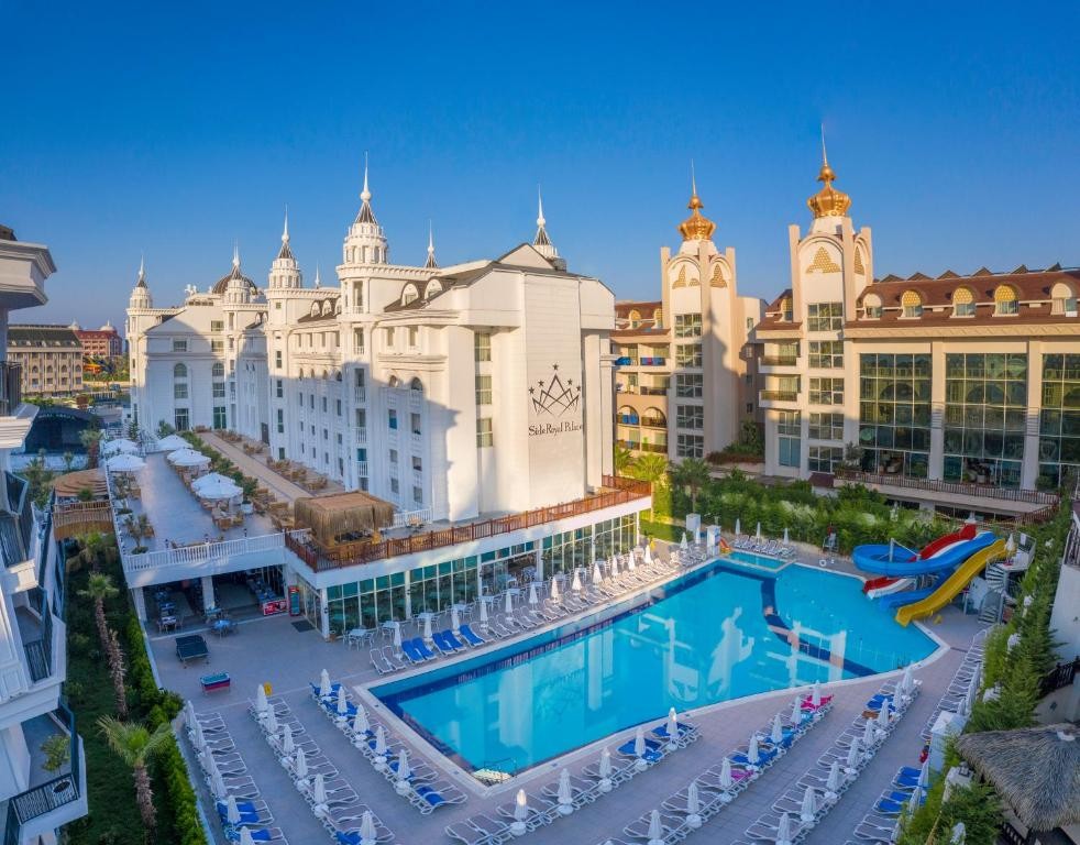 SIDE ROYAL PALACE HOTEL & SPA