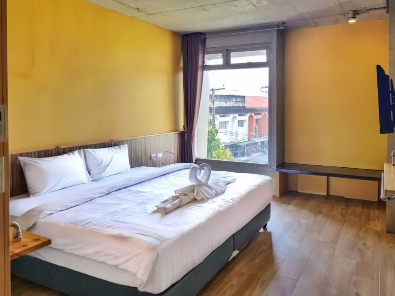 ECOLOFT HOTEL