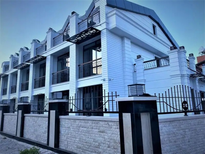 MIYAS LUXURY HOTEL 