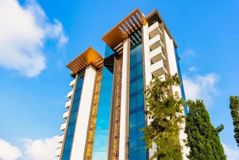 OPTIMUM LUXURY HOTEL & SPA