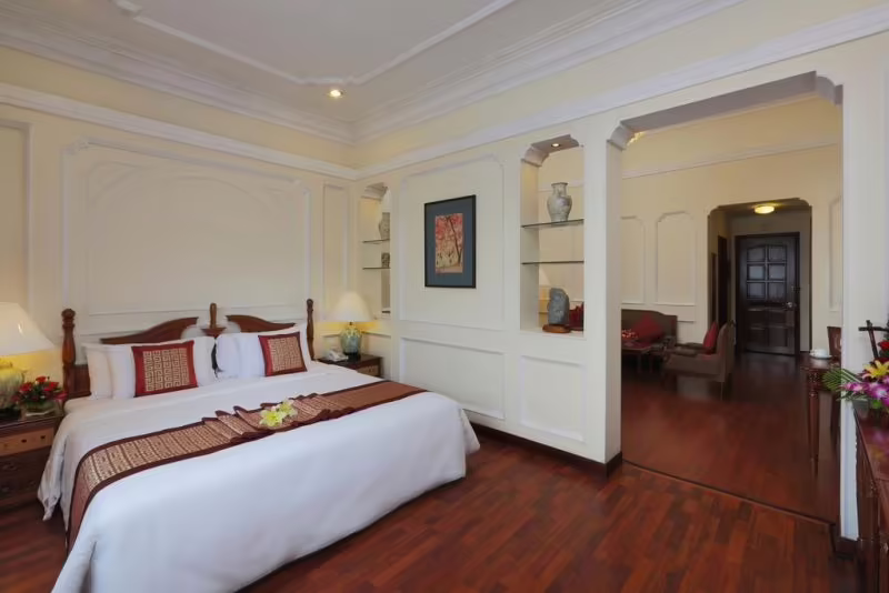 KIMDO - ROYAL CITY HOTEL