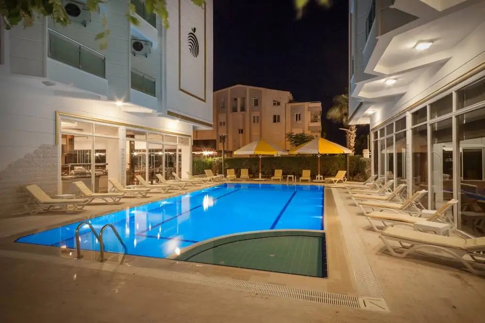 GOLDEN ORANGE HOTEL
