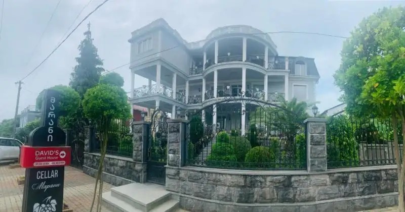 DAVIDS GUEST HOUSE