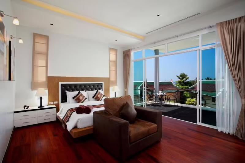KATA SEA VIEW VILLAS