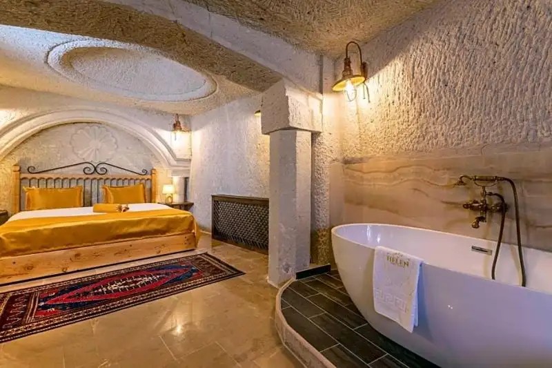 HELEN CAVE SUITES
