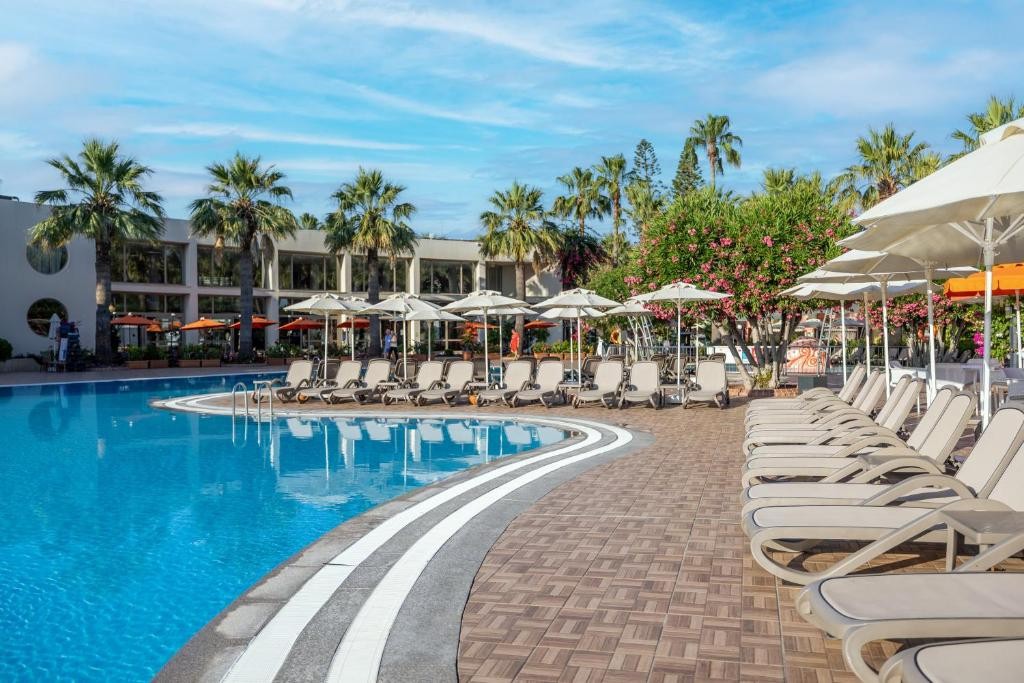 VON RESORT GOLDEN BEACH (EX. VON CLUB GOLDEN BEACH)