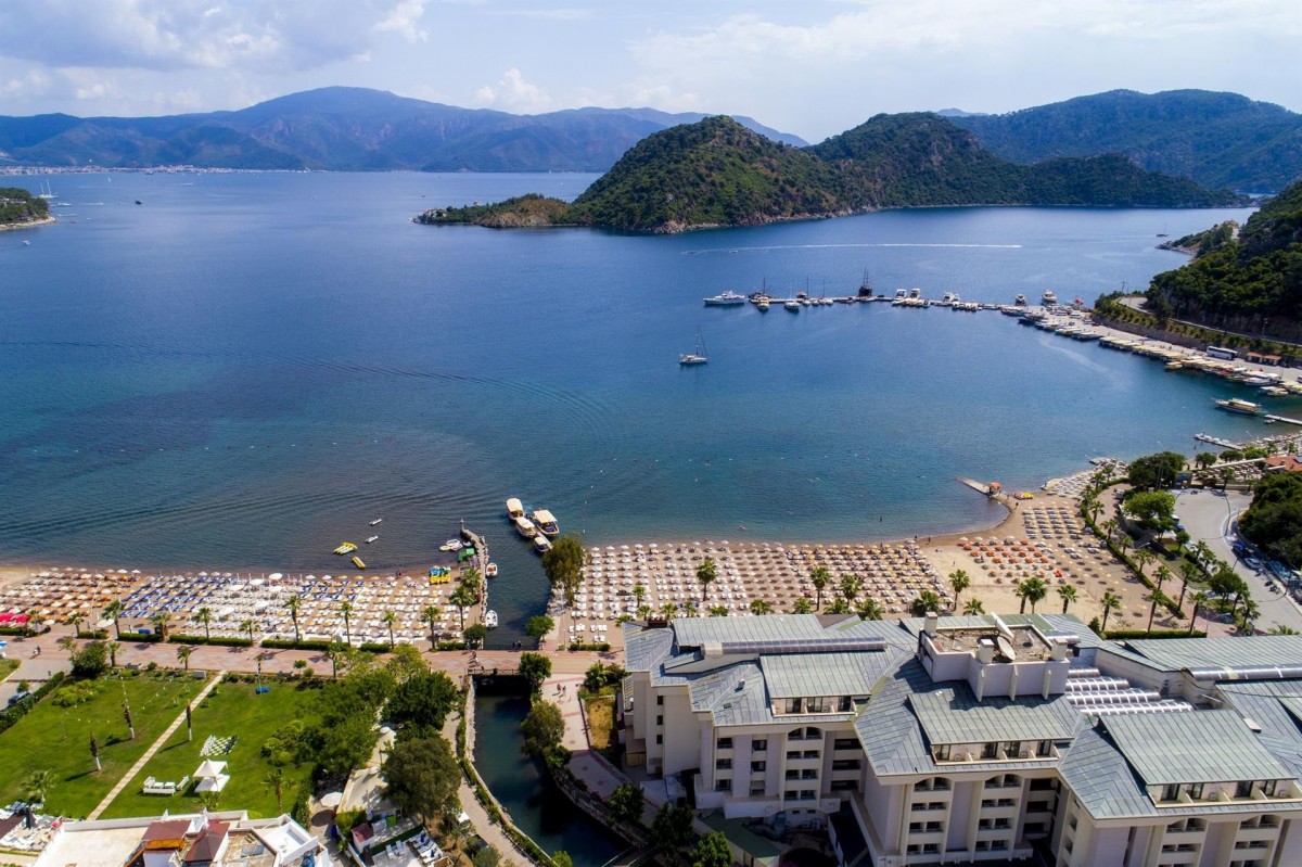 SUPREME BEACH (EX. MUNAMAR BEACH RESIDENCE) ADULTS ONLY