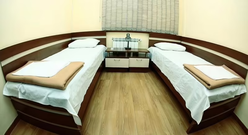 ROOMER