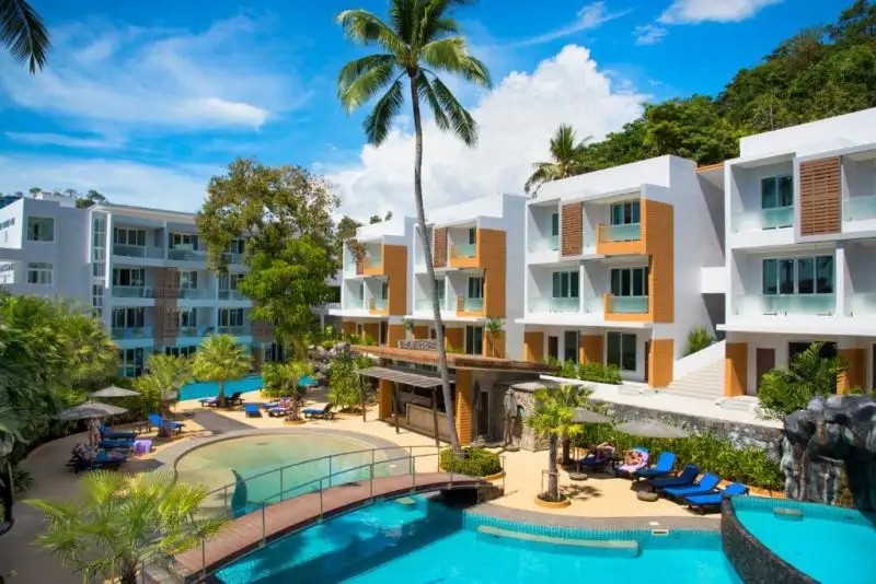 THE L RESORT