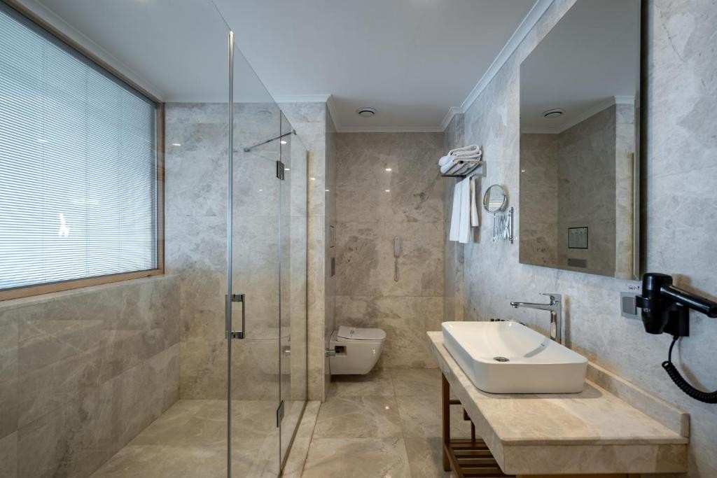 ARIA RESORT & SPA (EX. MIRADOR HOTEL)