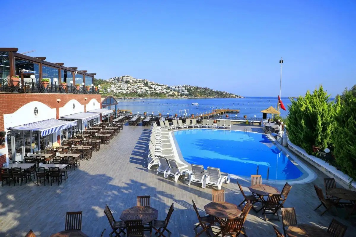 FLEUR BAY RESORT (EX. CACTUS FLEUR BEACH)