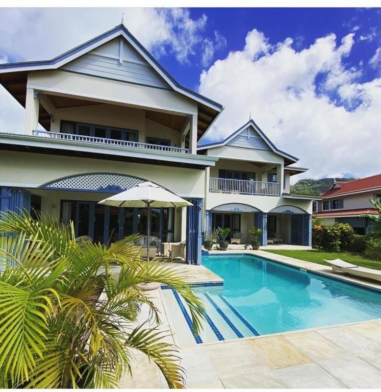 five bedroom villa