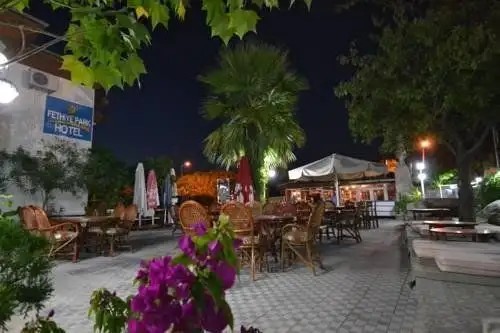 QUALIA PARK HOTEL
