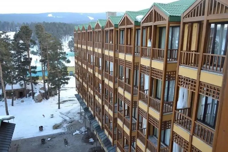 DUJA CHALET SKI CENTER HOTEL