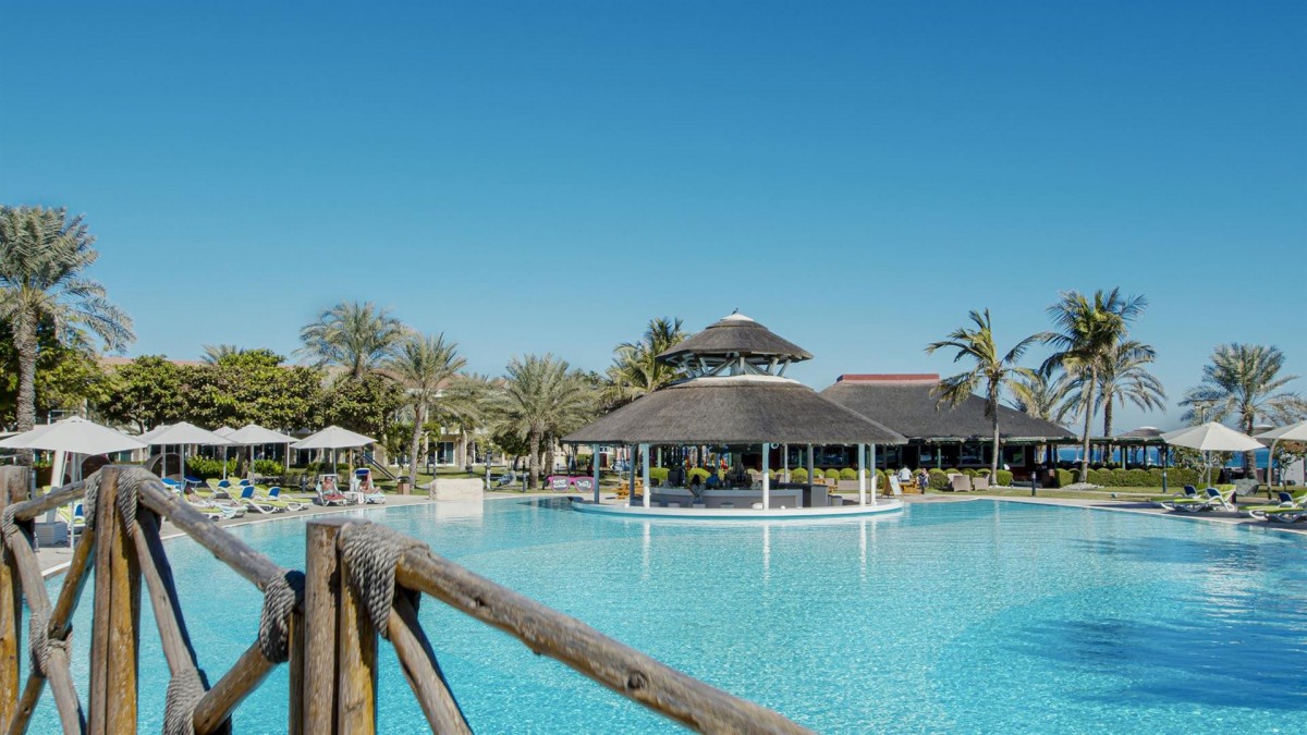 FUJAIRAH ROTANA RESORT & SPA AL AQAH BEACH