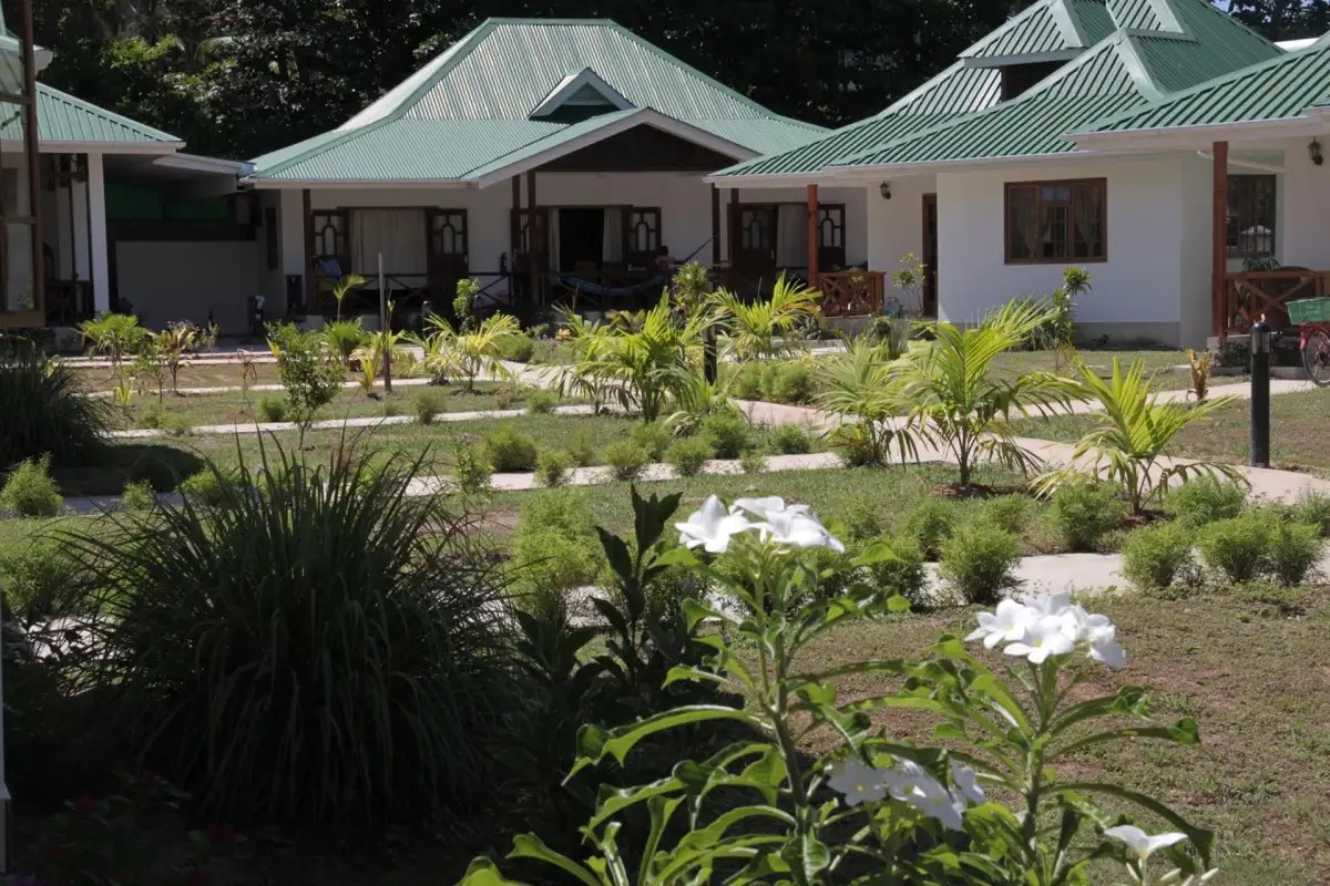 LE SURMER SELF CATERING CHALETS