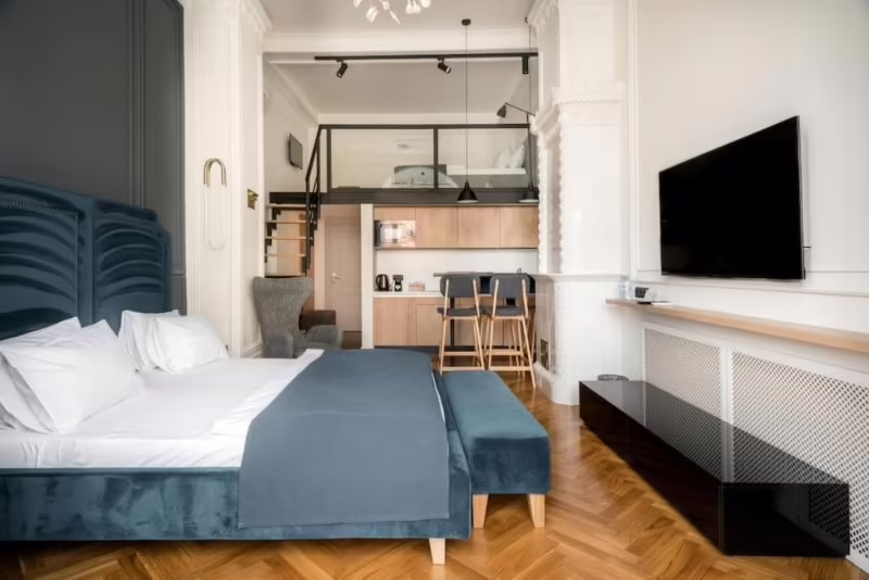 F12 APARTMENTS