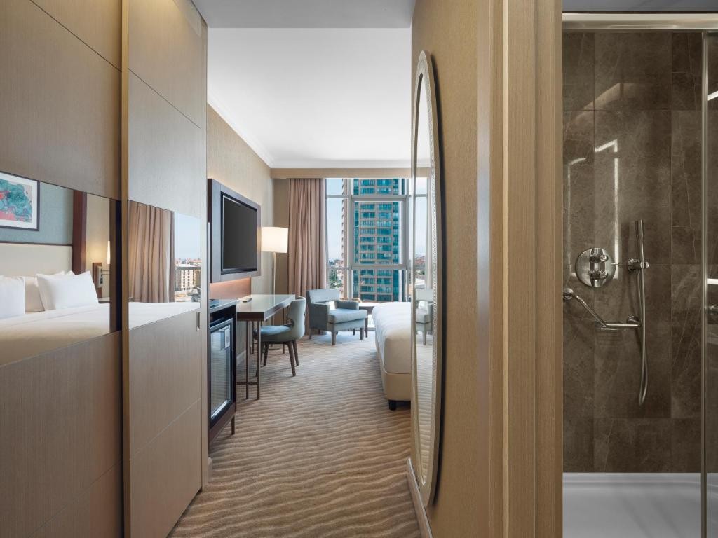 SELECTUM CITY ATASEHIR