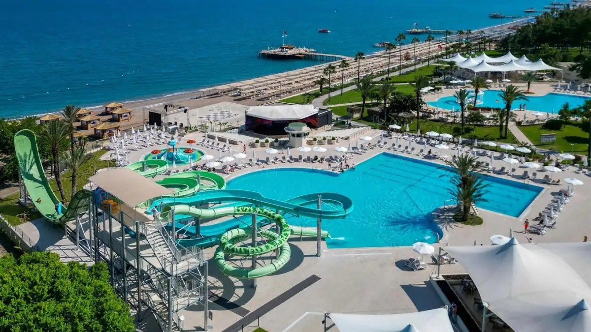 MIRAGE PARK RESORT (EX. MAJESTY MIRAGE PARK)