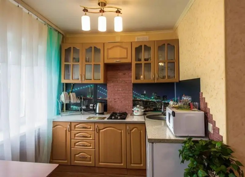 НА ПРОСПЕКТЕ КИРОВА 62А