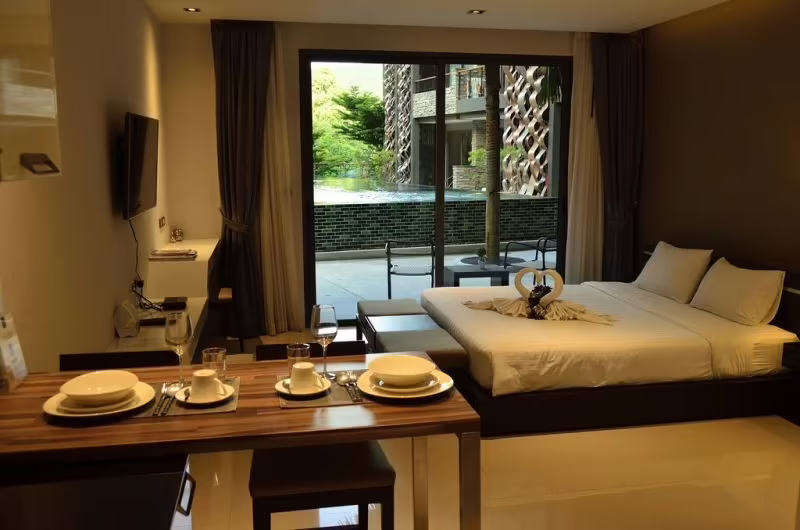 EMERALD TERRACE CONDOMINIUM RESORT