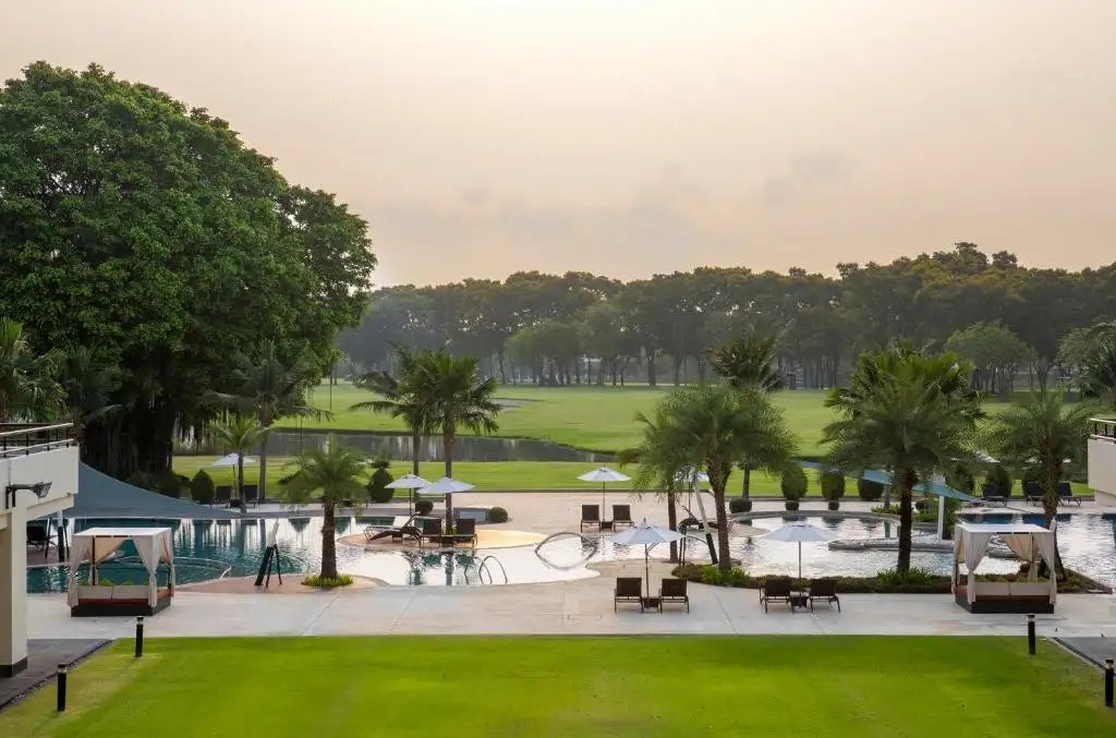 EASTIN THANA CITY GOLF RESORT