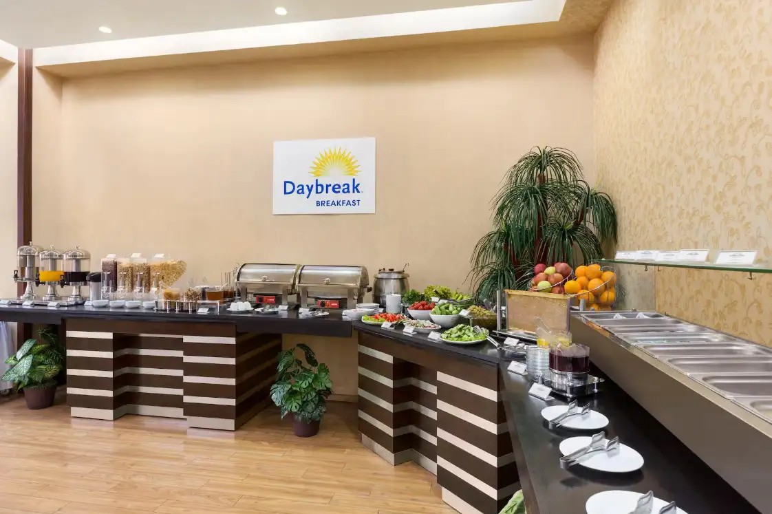 DAYS HOTEL BY WYNDHAM BAKU