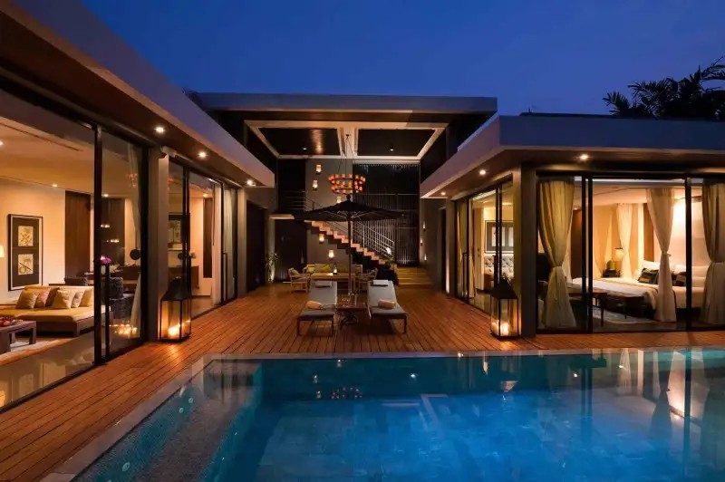 V VILLAS