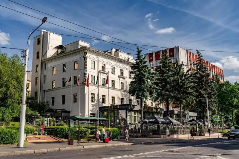 IMPERIAL PALACE HOTEL