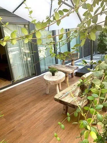 Z SUITES