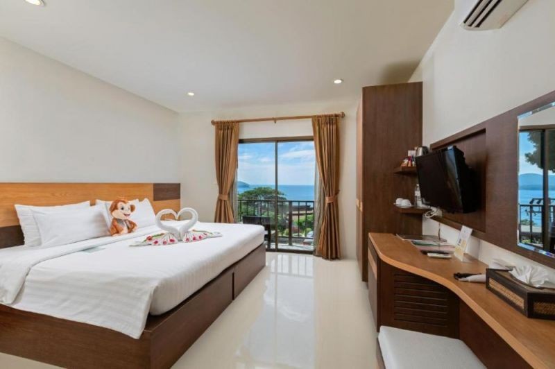 deluxe villa sea view