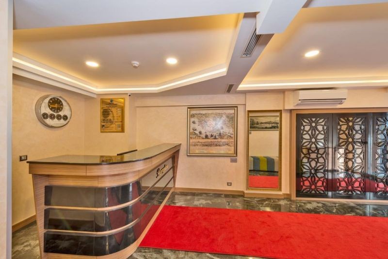 FLORANSA CITY HOTEL