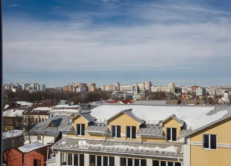 У ЗОЛОТЫХ ВОРОТ