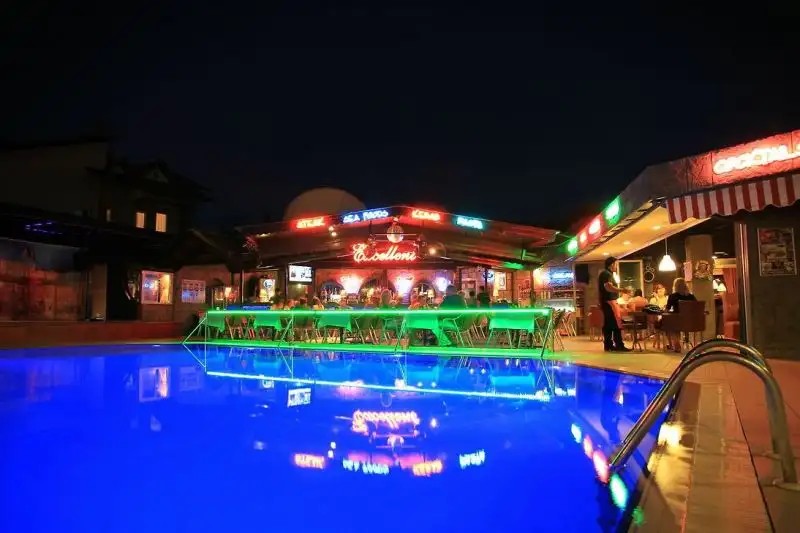 CLUB ALPINA HOTEL