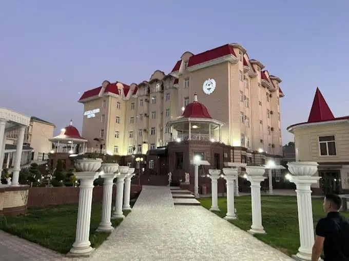 ALEXANDER HOTEL