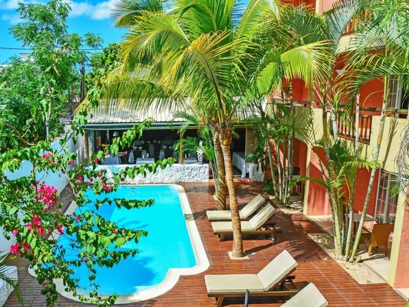 LA MARGARITA HOTEL