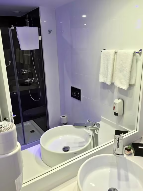 HOLIDAY INN EXPRESS ISTANBUL AIRPORT