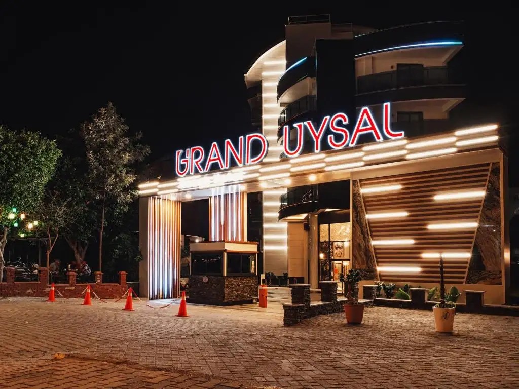 GRAND UYSAL BEACH & SPA HOTEL