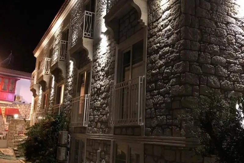 NEVA HOTEL ALACATI