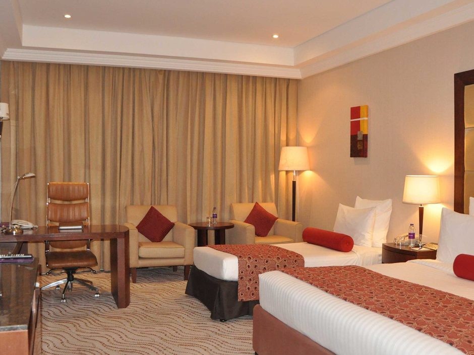 PARK REGIS KRIS KIN HOTEL