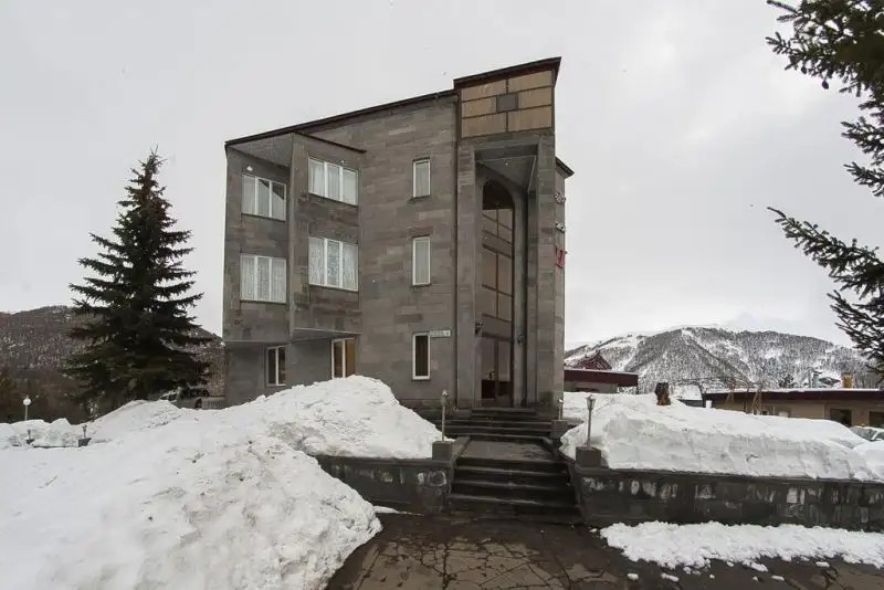 ANI HOTEL JERMUK