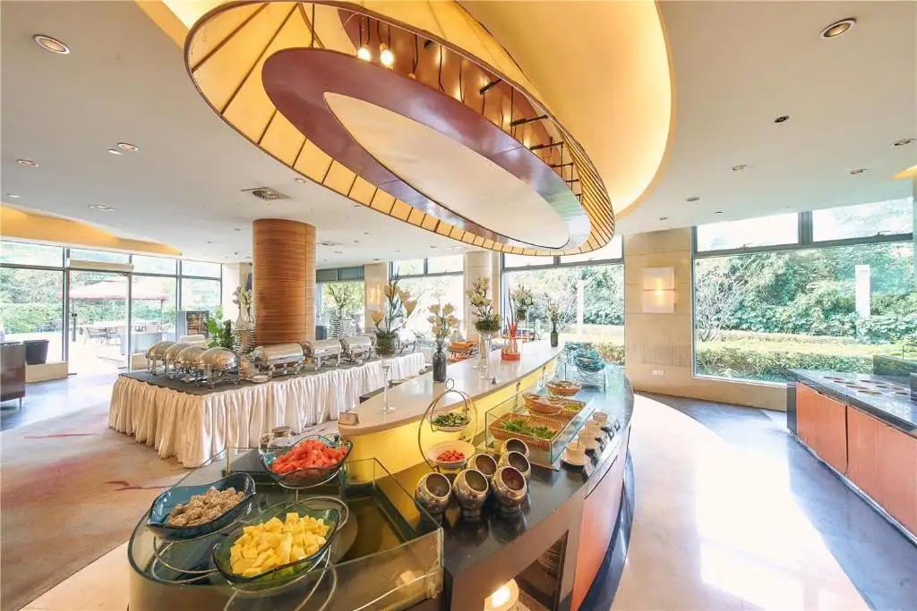 DONGYI HOTEL SHANGHAI (EX. PARKVIEW)