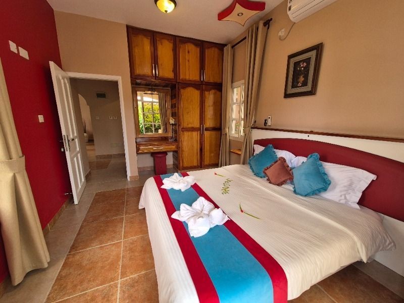two bedroom apartment with sea view